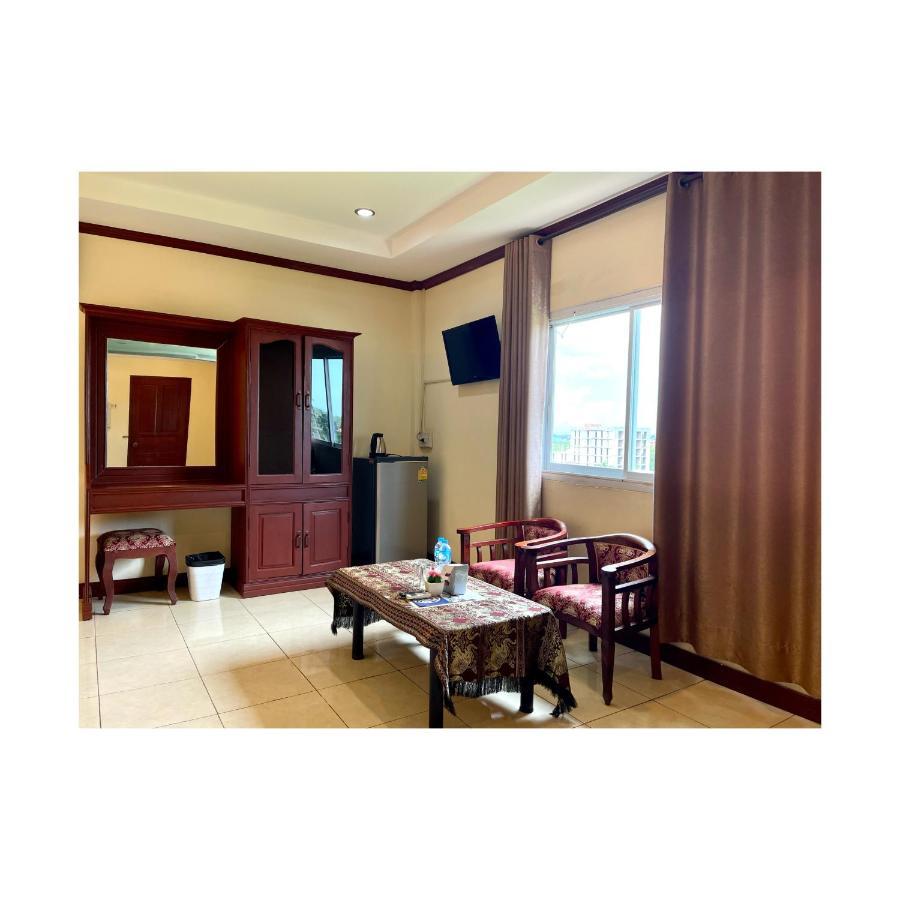 Sengkeo Hotel Vientiane Buitenkant foto