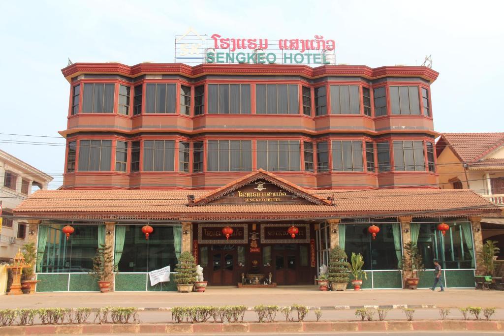 Sengkeo Hotel Vientiane Buitenkant foto