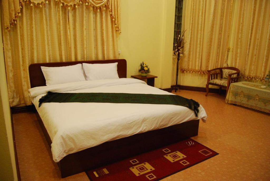 Sengkeo Hotel Vientiane Buitenkant foto
